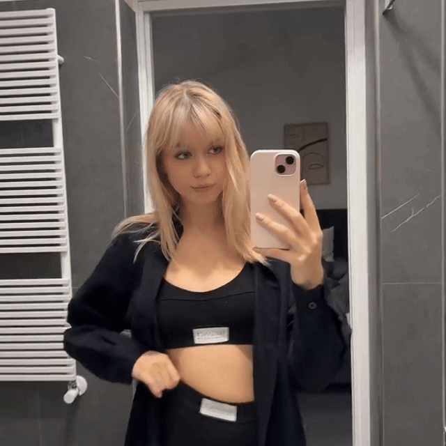 Susan's gym outfit